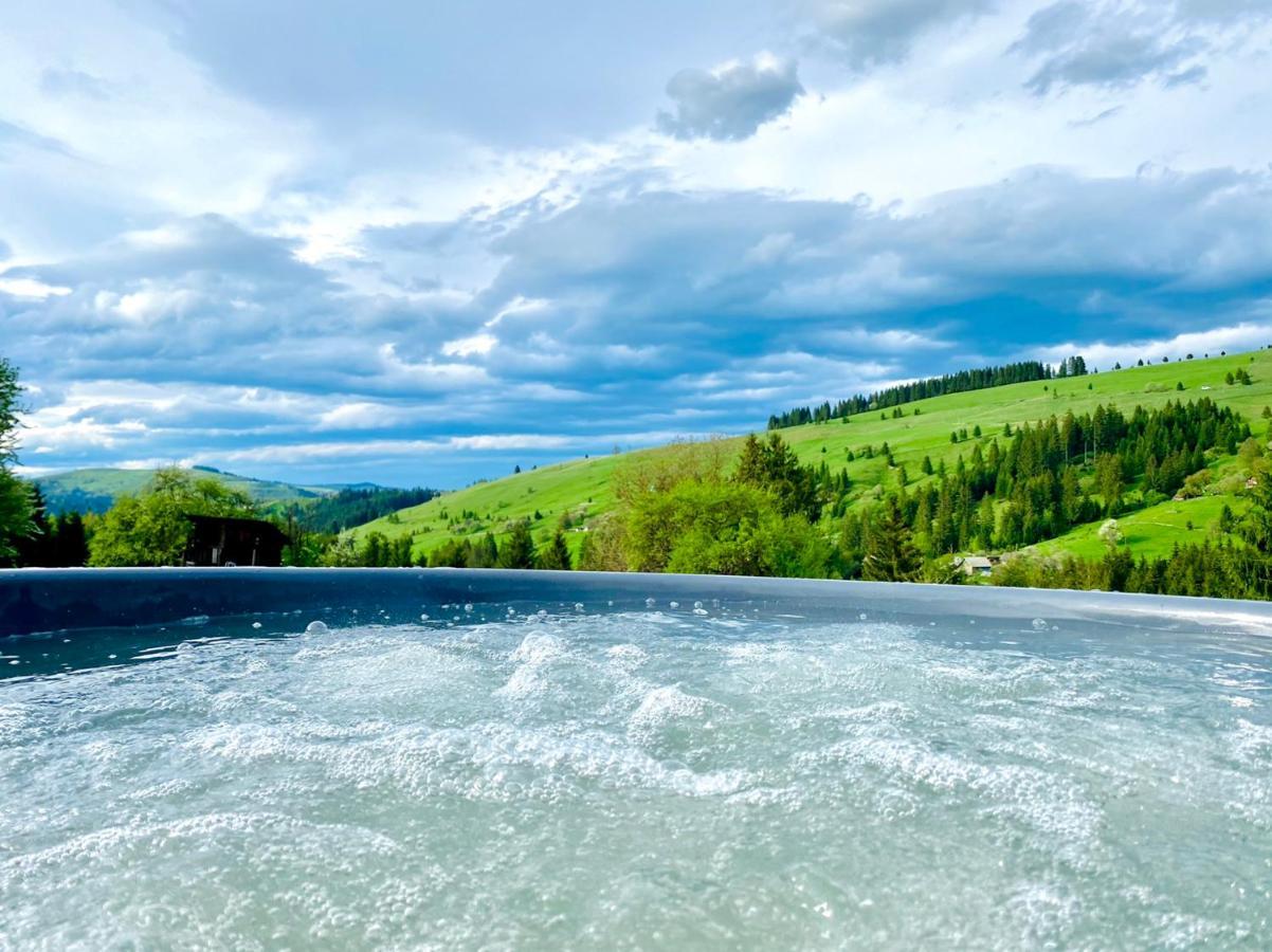 Eco Resort Nad Karpatamy Hrobyshche Dış mekan fotoğraf