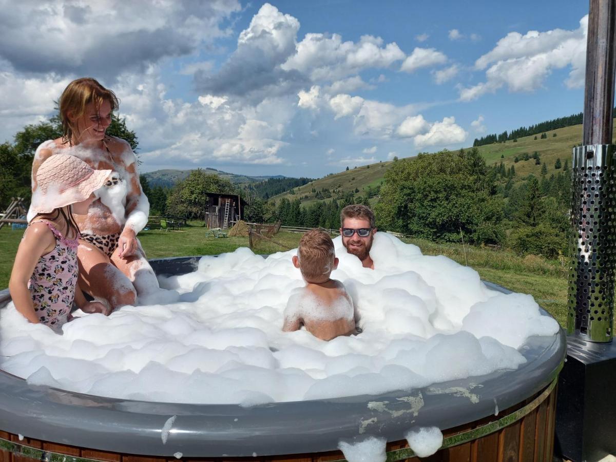 Eco Resort Nad Karpatamy Hrobyshche Dış mekan fotoğraf